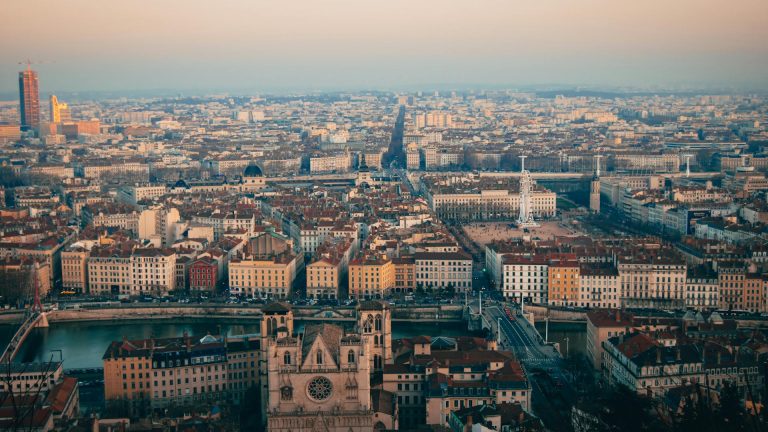 Lyon en 2026 : une ville où il fait encore bon vivre et investir ?