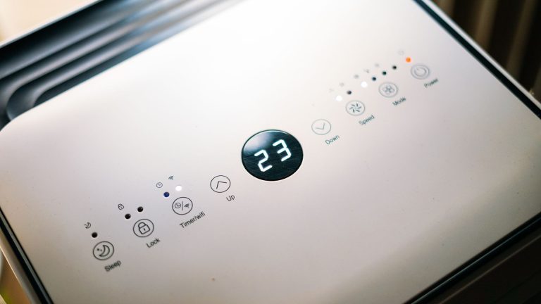 Comment réinitialiser sa climatisation Hitachi ?