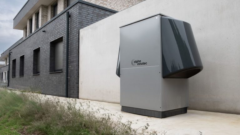 Quelle puissance de PAC air-eau pour chauffer 100 m² ?